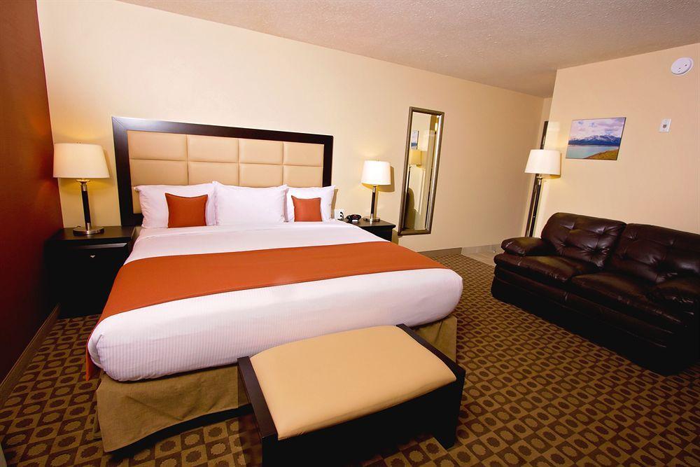 Service Plus Inns & Suites Drayton Valley Bagian luar foto